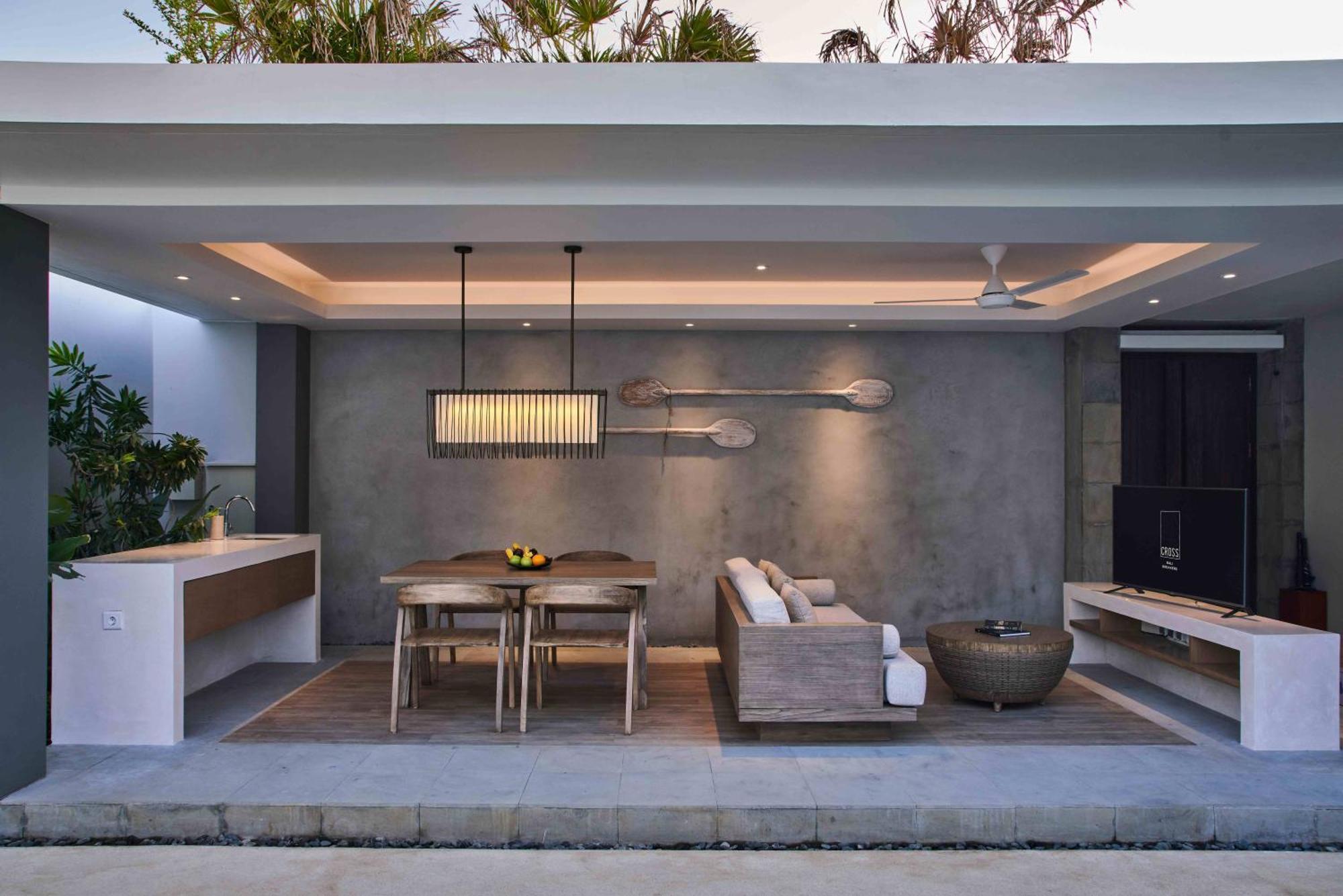 Cross Bali Breakers Villa Jimbaran  Exterior photo